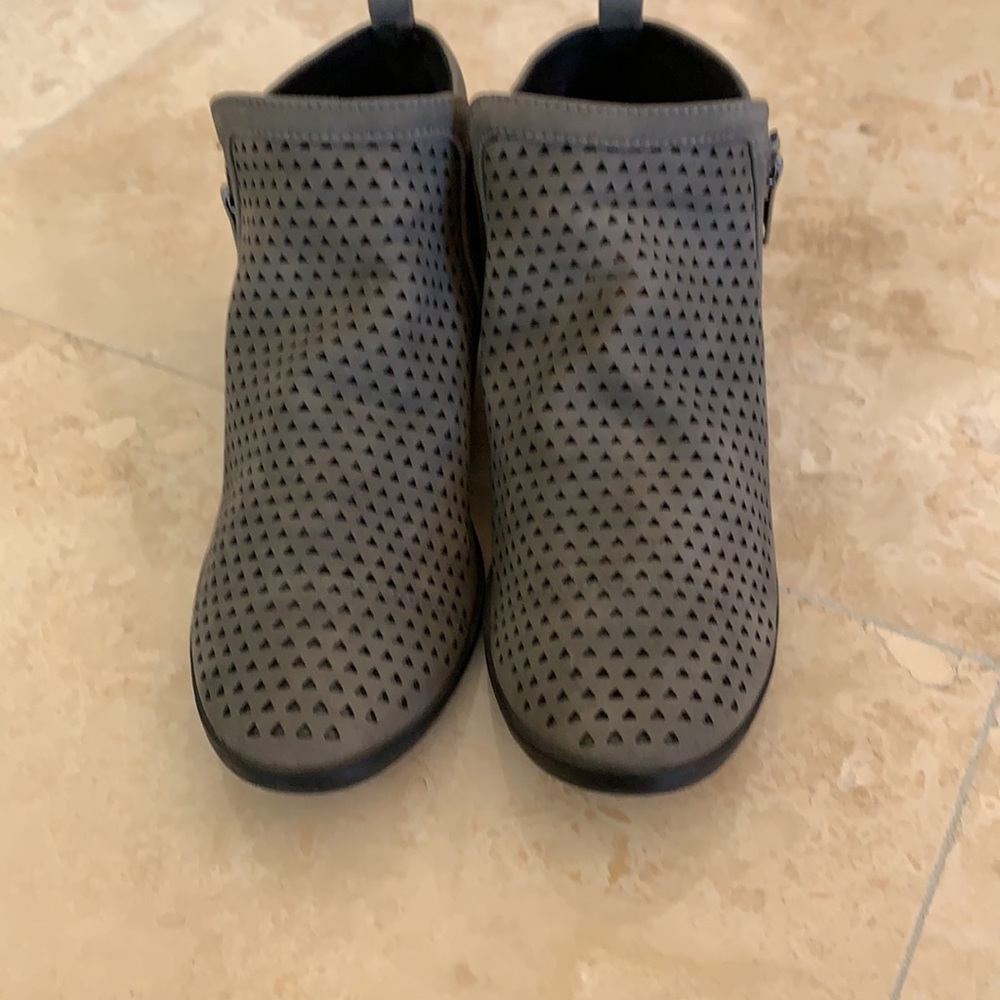 Coconuts By Matisse Booties - image 2